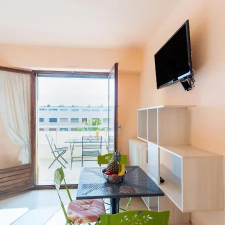 Le Grand Large-2 By Interhome